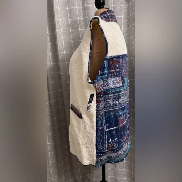 NWT Vest Lucky Brand Oversized Quilted Uniquely crafted Embroidery Vest - Picture 7 of 12